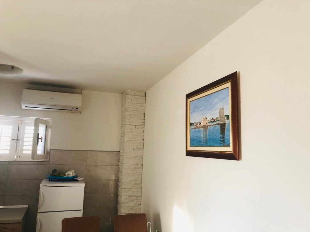 Apartmani Veronika Sukošan المظهر الخارجي الصورة