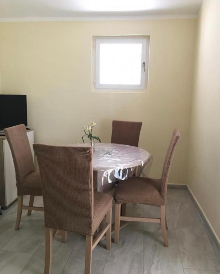 Apartmani Veronika Sukošan المظهر الخارجي الصورة