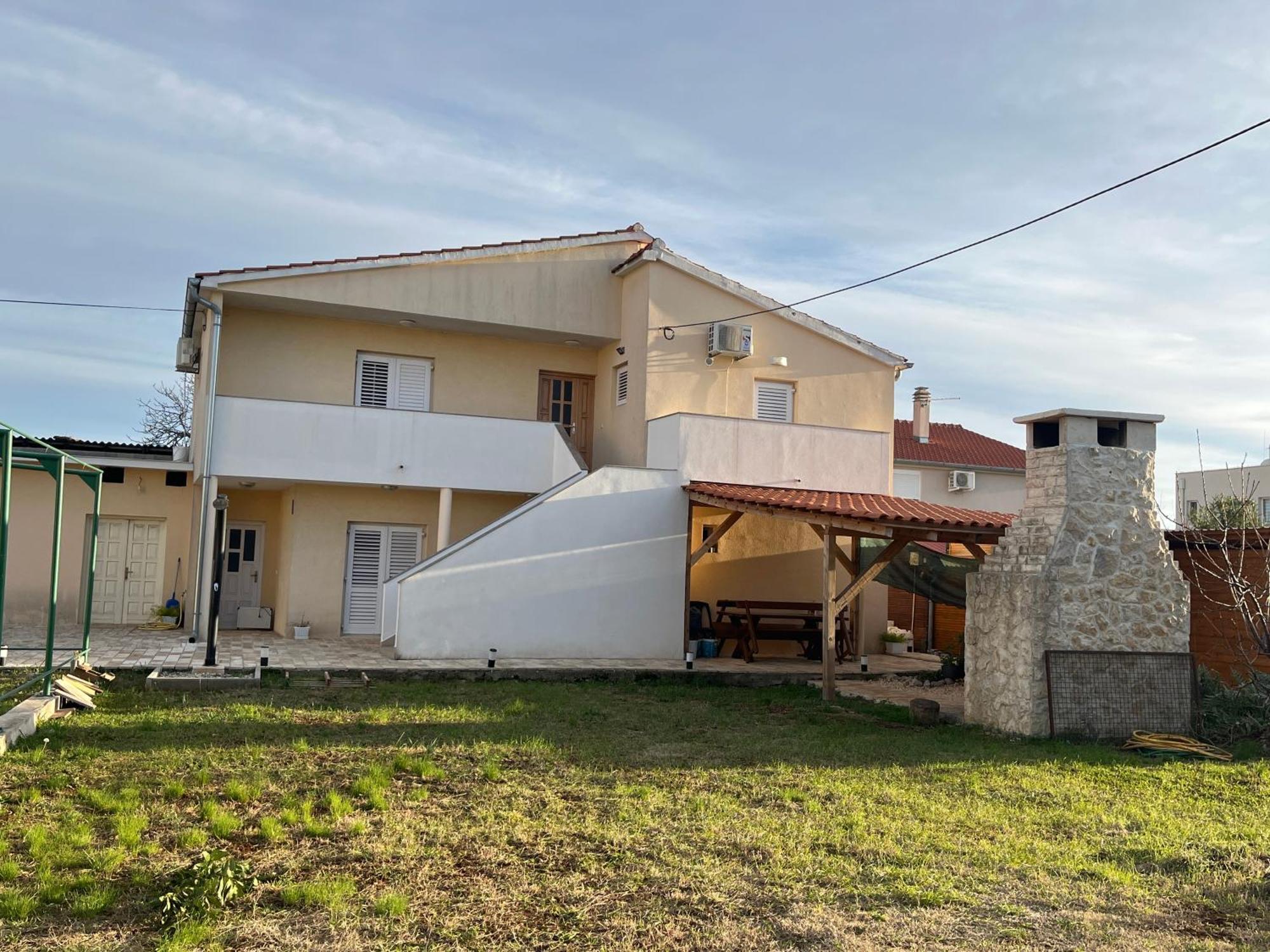 Apartmani Veronika Sukošan المظهر الخارجي الصورة